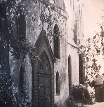 Wejście od strony p&oacute;łnocnej