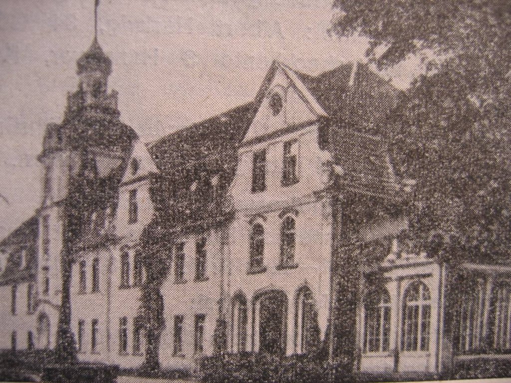 Brzeziny &ndash; pałac z XIX w. Fot. H.R.